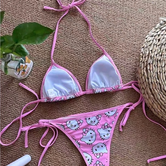 New Hello Kitty Bikini Set Swimwear Women Bra Thong Girls Underwear - Picture 2 of 5